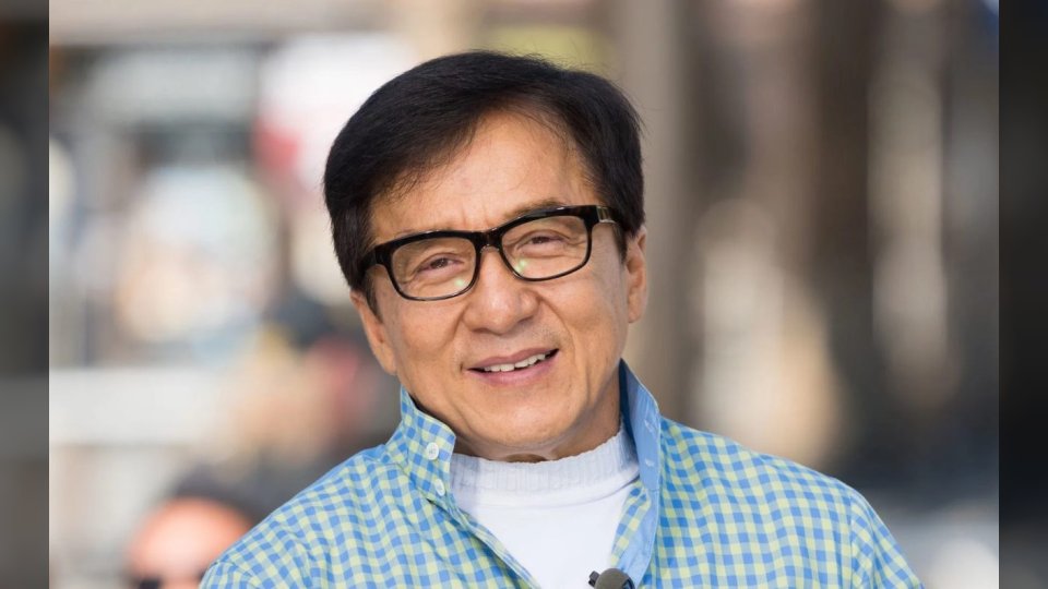 شائعات وفاة جاكي شان تتصدر الترند.. حقيقة ما يتم تداوله اليوم 1 شائعات وفاة جاكي شان تتصدر الترند.. حقيقة ما يتم تداوله اليوم