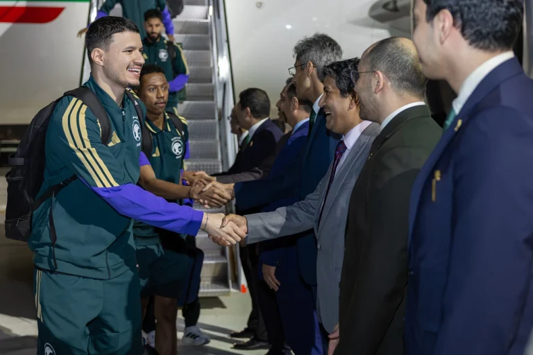 المنتخب السعودي يصل «نيويورك» ويجري أول حصة تدريب - أخبار السعودية