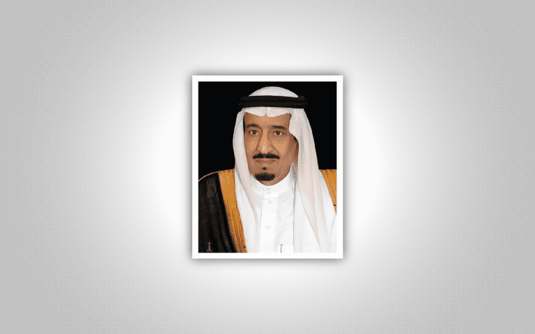 سمو ولي العهد رئيس مجلس الوزراء يهنىء خادم الحرمين الشريفين بمناسبة النجاح الكبير والتنظيم المميز لموسم حج هذا العام