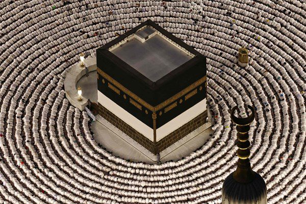 السعودية تعلن نجاح موسم حج 2026